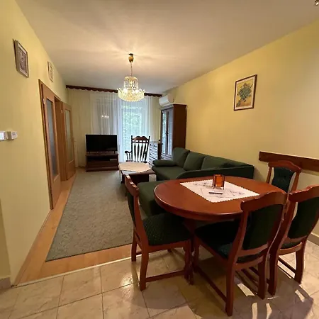 Apartament Rehab Vip